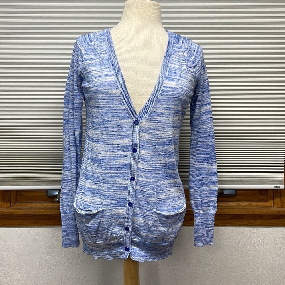 GAP NWT Blue Space Dye Button Front V-Neck Lightweight Cardigan Sweater